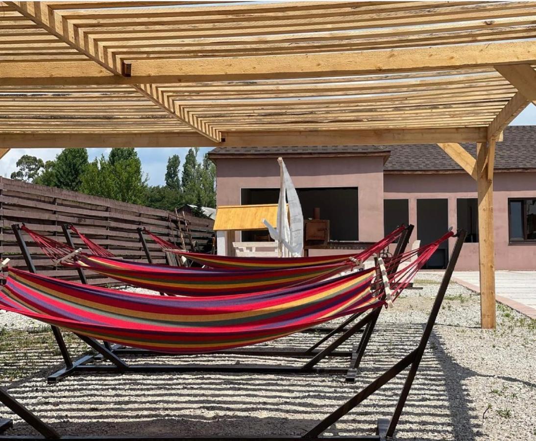Gud House Hotell Gudauta Eksteriør bilde