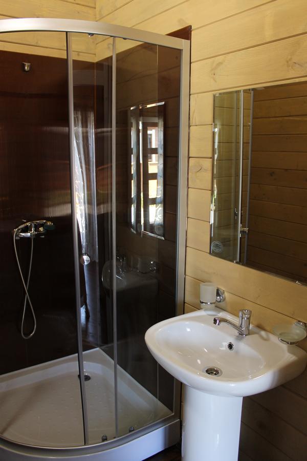 Gud House Hotell Gudauta Eksteriør bilde