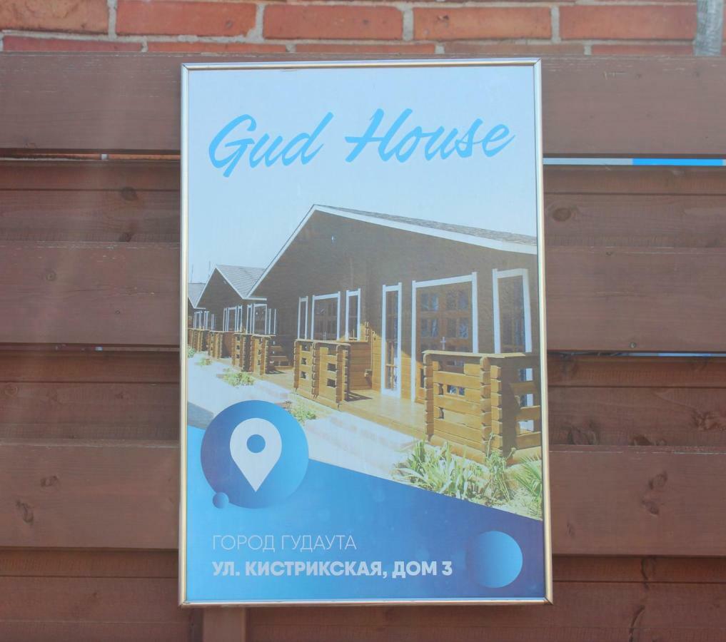 Gud House Hotell Gudauta Eksteriør bilde