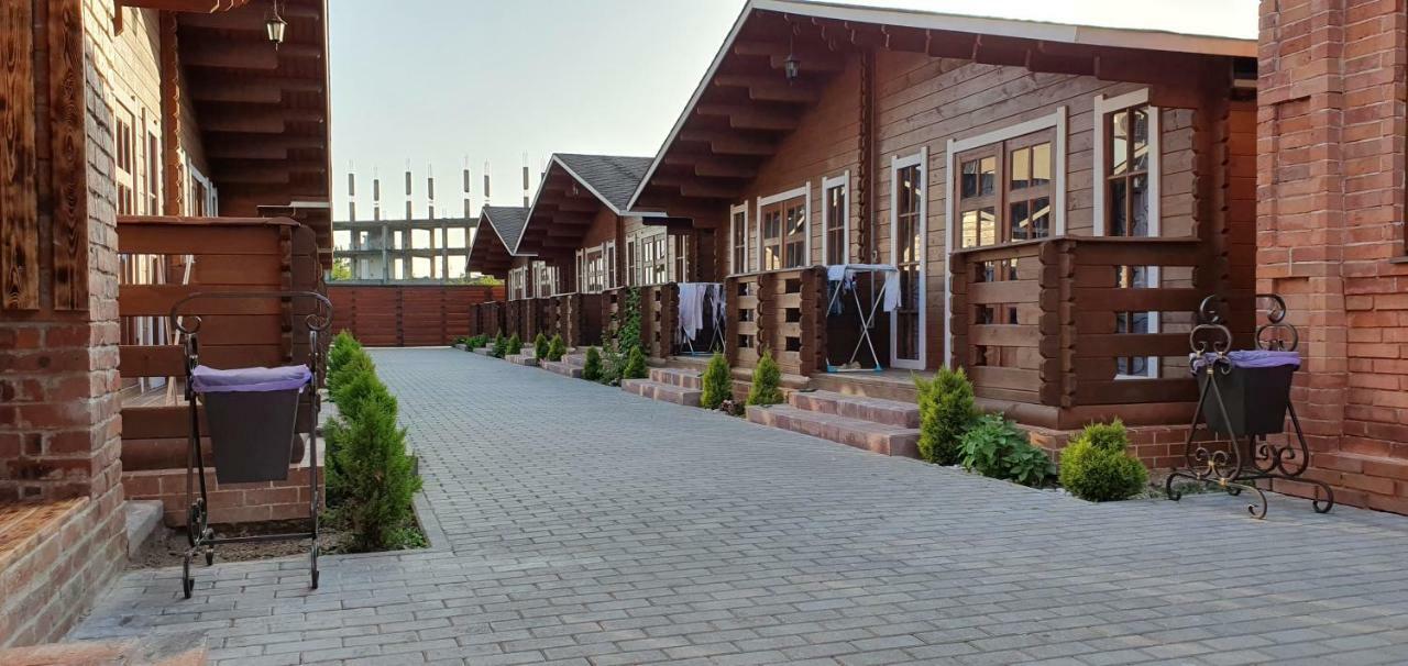 Gud House Hotell Gudauta Eksteriør bilde